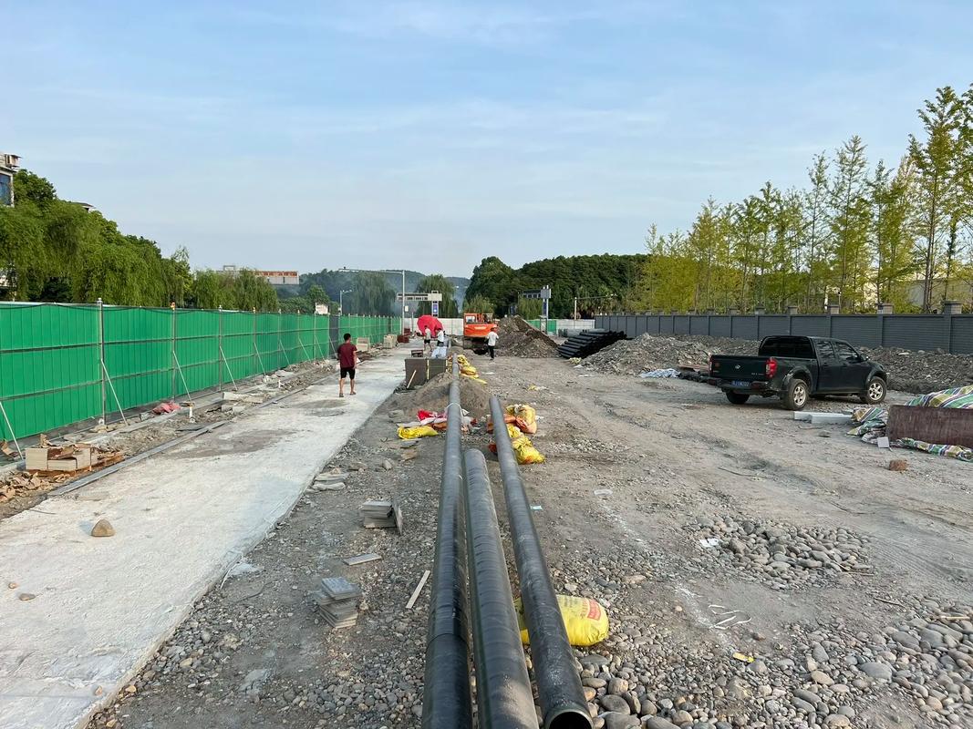 市政工程中的关键技术 水平定向钻与顶管施工