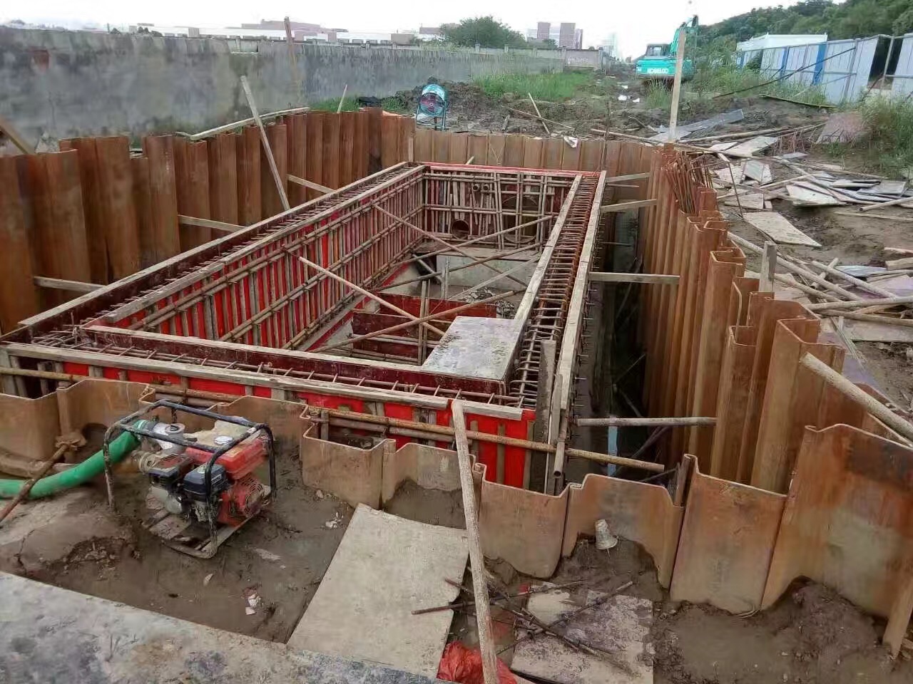 仙桃钢板桩与拉森钢板桩施工 安亿通市政工程的专业实践